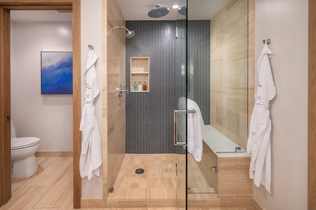 Bathroom - Maliula 2405 at Timbers Kauai, Hokuala